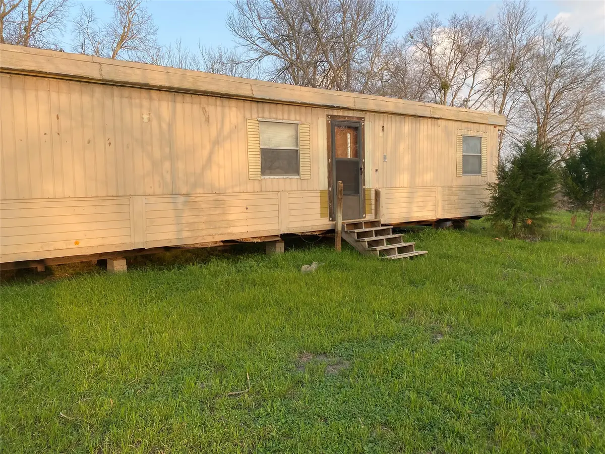 18320 Sweed Road, Washington, TX 77880 - #1