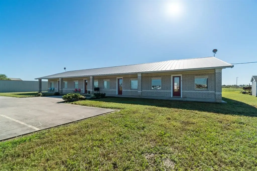 6500 S Fm 565 Road, Cove, TX 77523 - #1