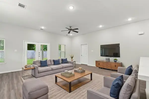 2150 Mosher Lane, Houston, TX 77088