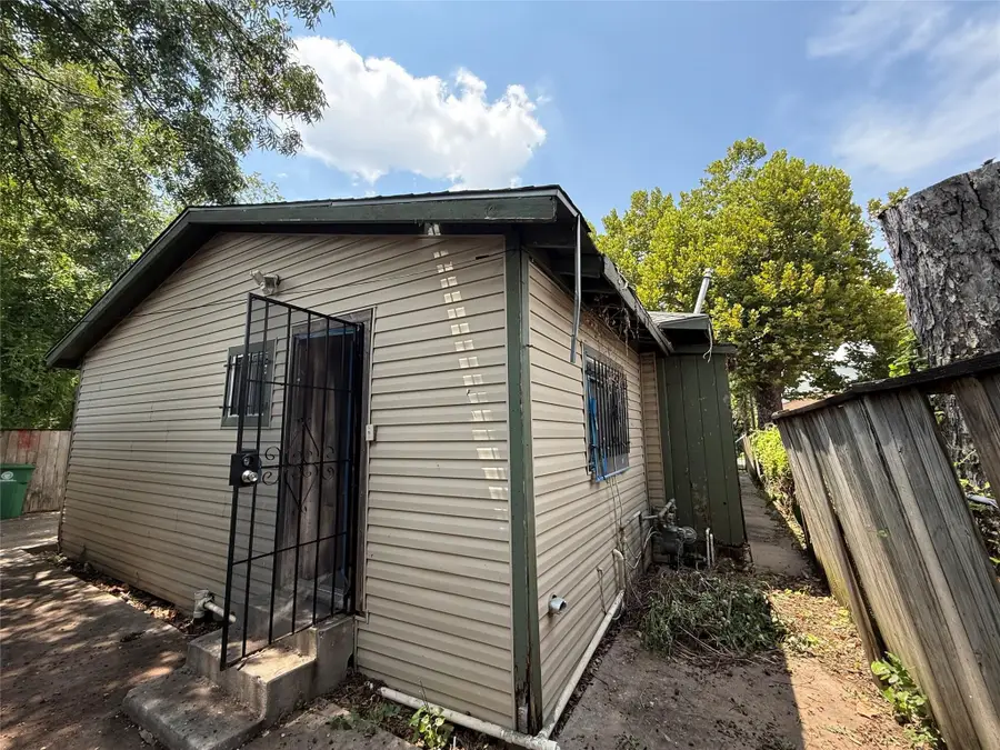 1709 Hussion Street, Houston, TX 77003 - #2