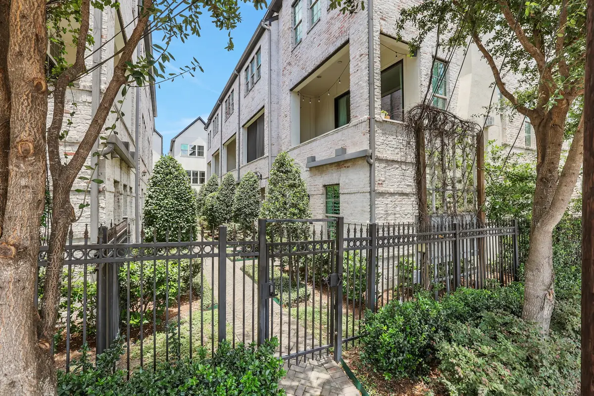 4045 Leeland Street, Houston, TX 77023 - #1