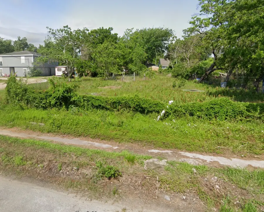 117 S Westward Street, Texas City, TX 77591 - Image #2