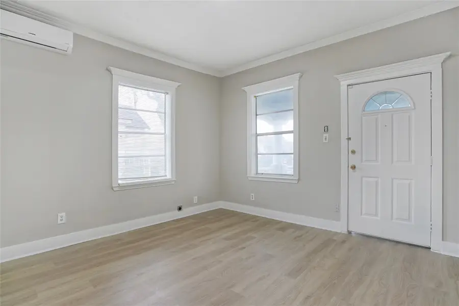 4029 Lucille Street, Houston, TX 77026 - Image #2