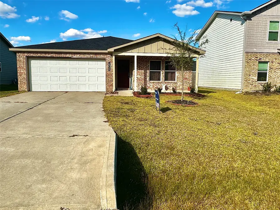 10123 Cerritos Drive, Conroe, TX 77306 - Image #2