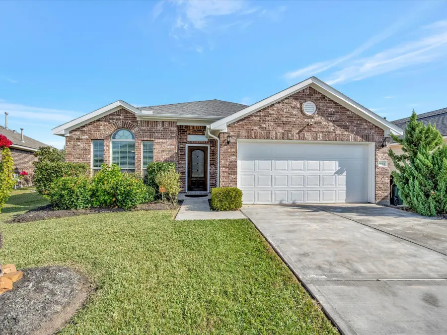 5011 Gulf Stream Lane, Bacliff, TX 77518 - Image #2