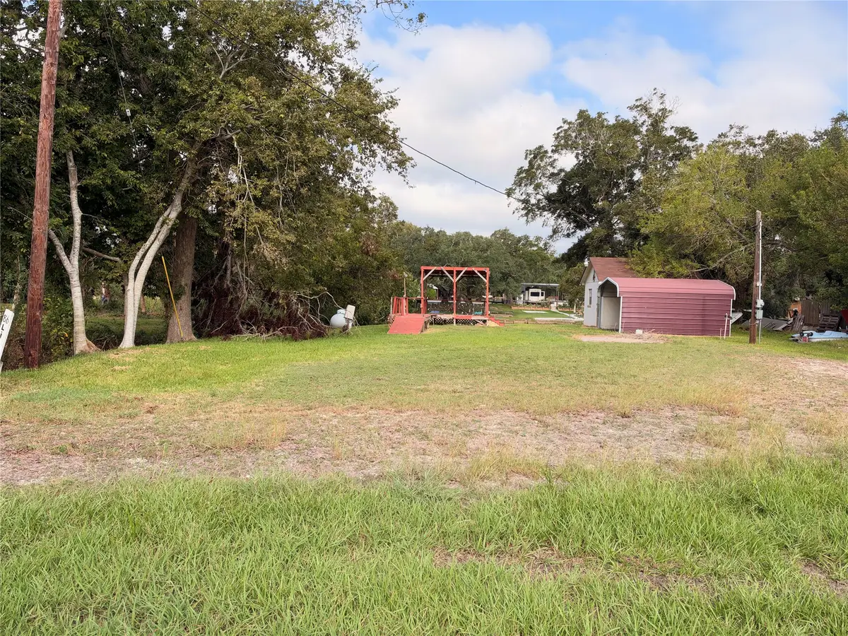 86 Lillian Lane, Sargent, TX 77414 - #1