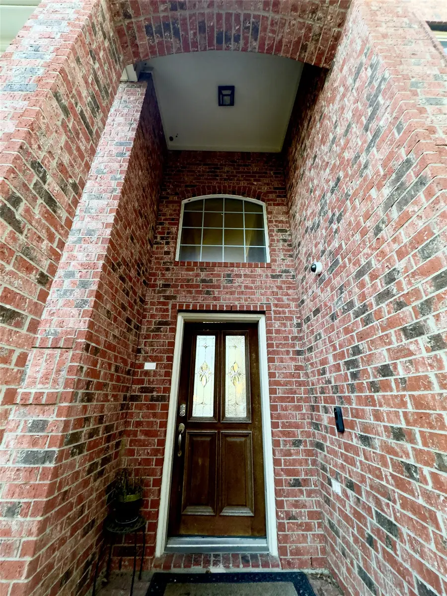 9603 Pine Bank Court, Houston, TX 77095 - Image #2