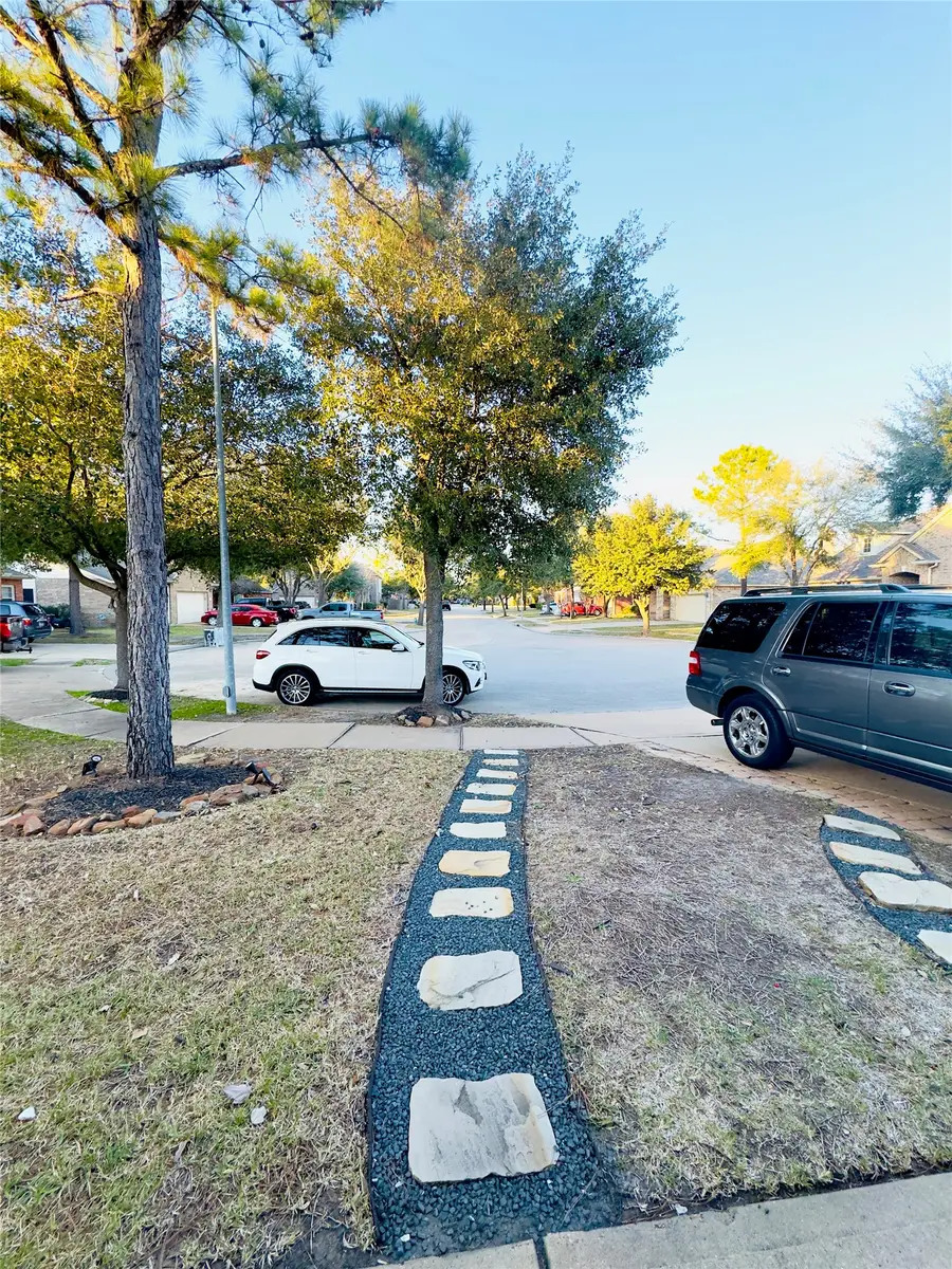 9603 Pine Bank Court, Houston, TX 77095 - Image #3