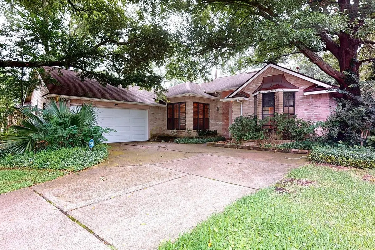2611 Brookdale Drive, Houston, TX 77339 - #1