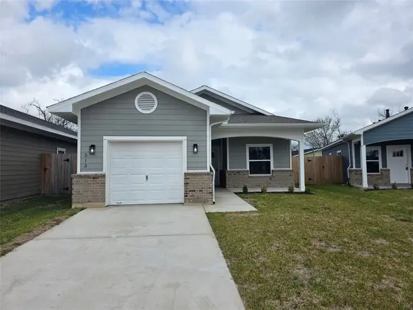 213 Dipping Stream Street, Houston, TX 77076