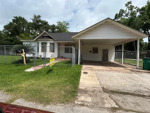 307 Hafer Street, Baytown, TX 77520