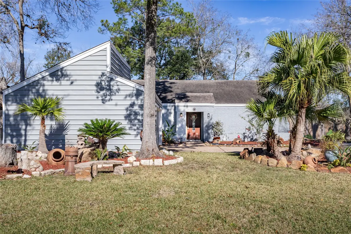 13802 Lynnwood Lane, Sugar Land, TX 77498 - Image #1