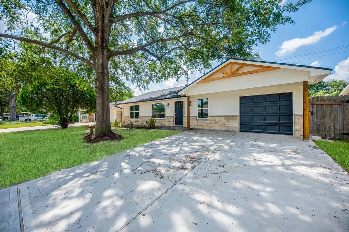 5221 Libbey Lane, Houston, TX 77092 - #1