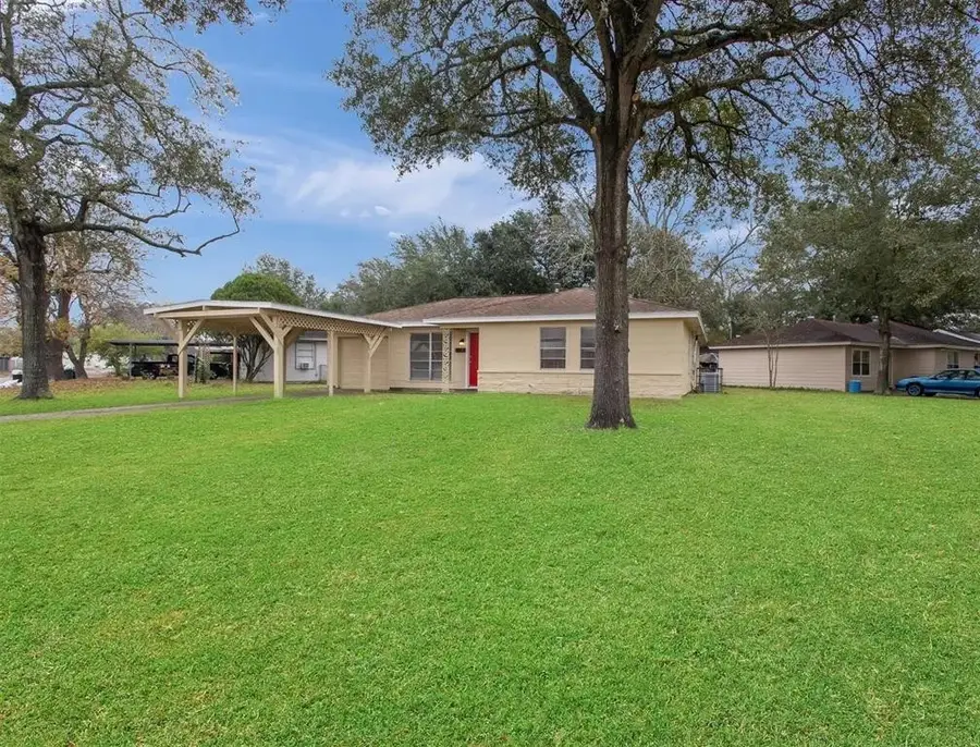 1000 S Shepherd Drive, Baytown, TX 77520 - #2