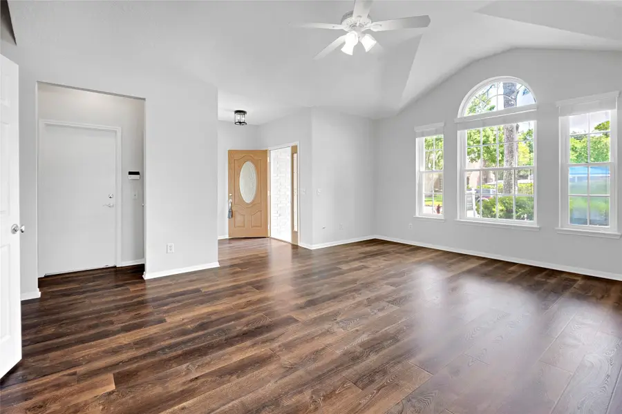 9203 Cabin Creek Drive, Houston, TX 77064 - Image #3