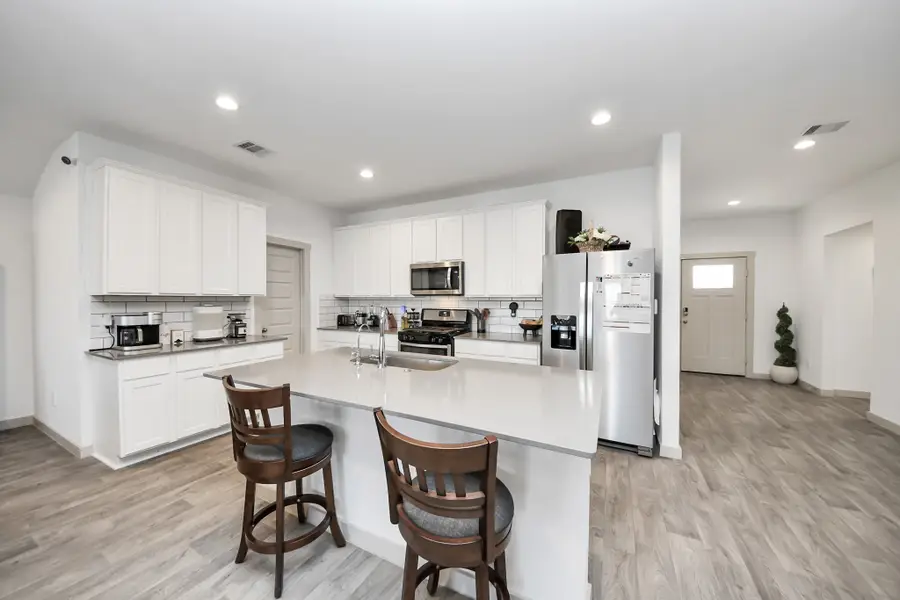 1734 Windway Court, Richmond, TX 77469 - Image #3