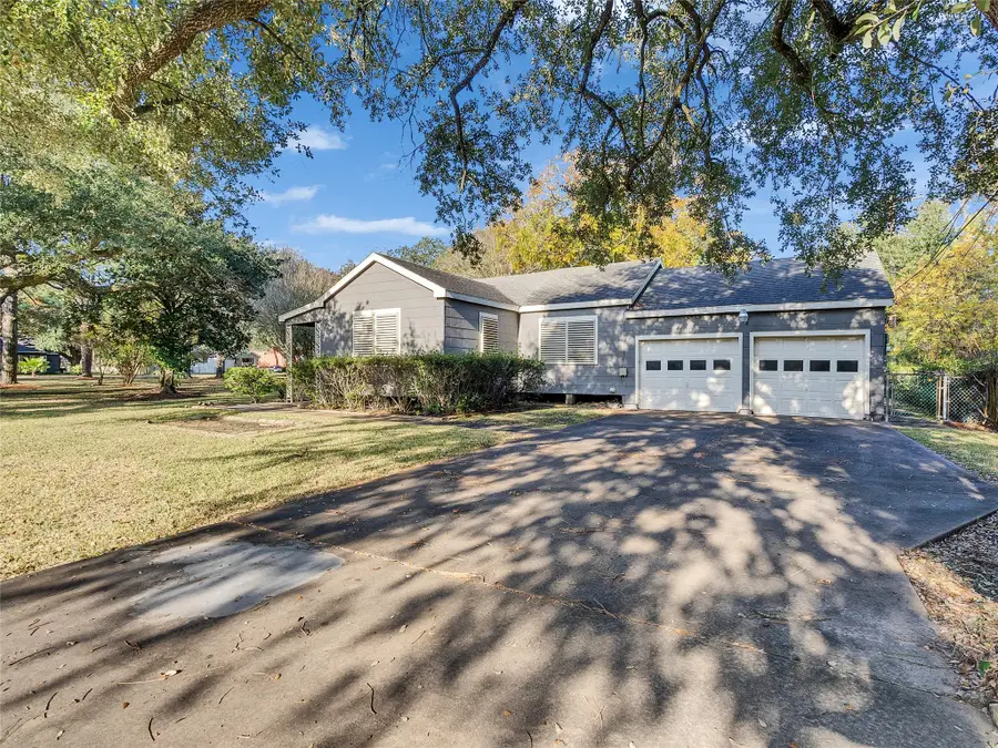 1729 Hawthorne Street, La Marque, TX 77568 - Image #2