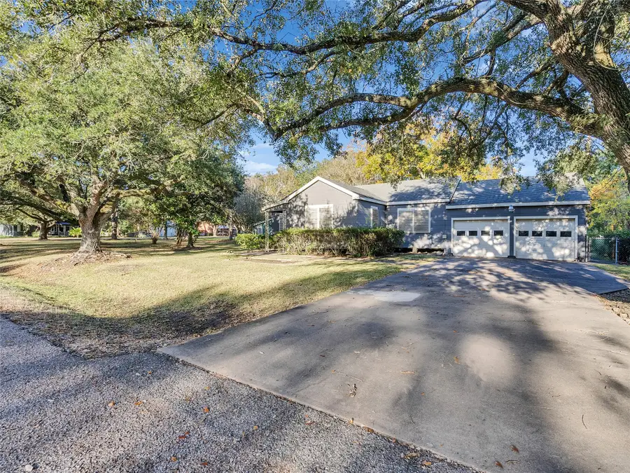 1729 Hawthorne Street, La Marque, TX 77568 - Image #3