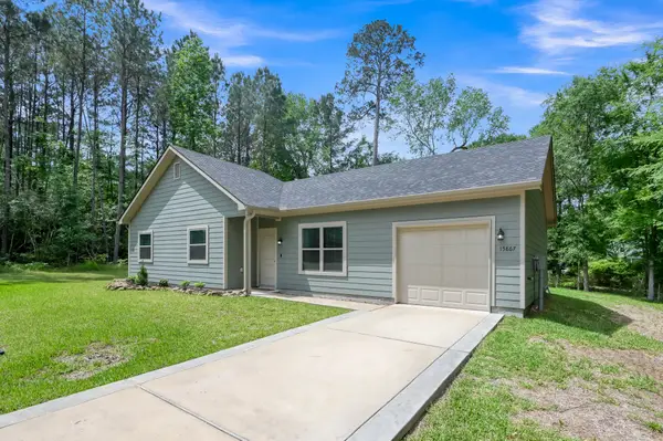 15867 Walnut Drive, Montgomery, TX 77356