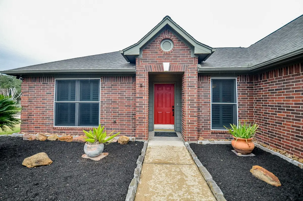 4901 E Columbary Drive, Rosenberg, TX 77471 - Image #1