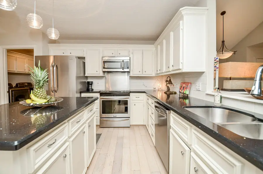 4901 E Columbary Drive, Rosenberg, TX 77471 - Image #2