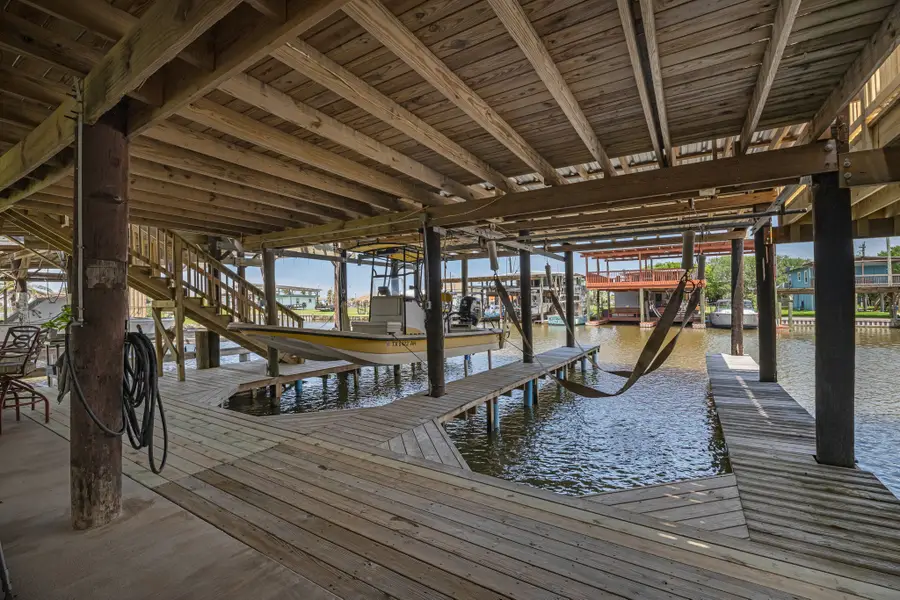518 Marine Way, Freeport, TX 77541 - #2