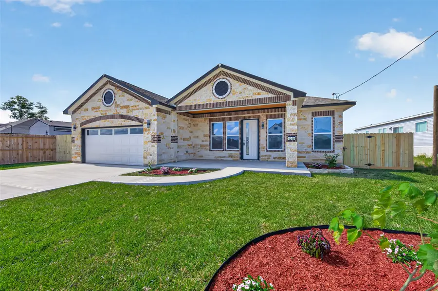 1219 Peter Pine Street, Huffman, TX 77336 - #2