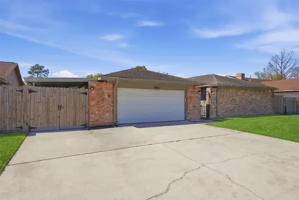 10622 Sagevale Lane, Houston, TX 77089