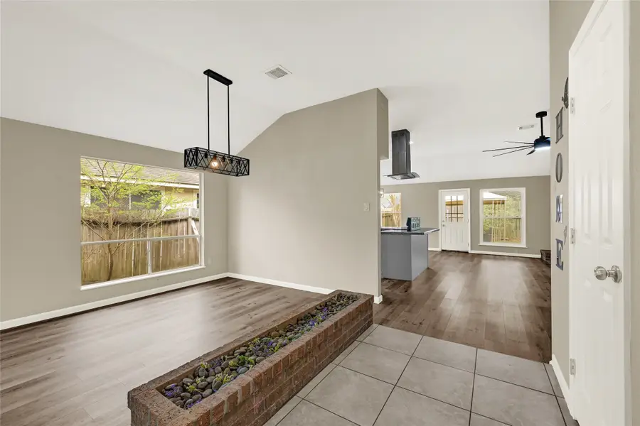 5306 Shady Gardens Drive, Houston, TX 77339 - #2