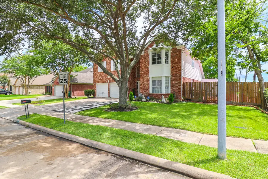 11731 Cobblestone Point Drive, Sugar Land, TX 77498 - Image #3