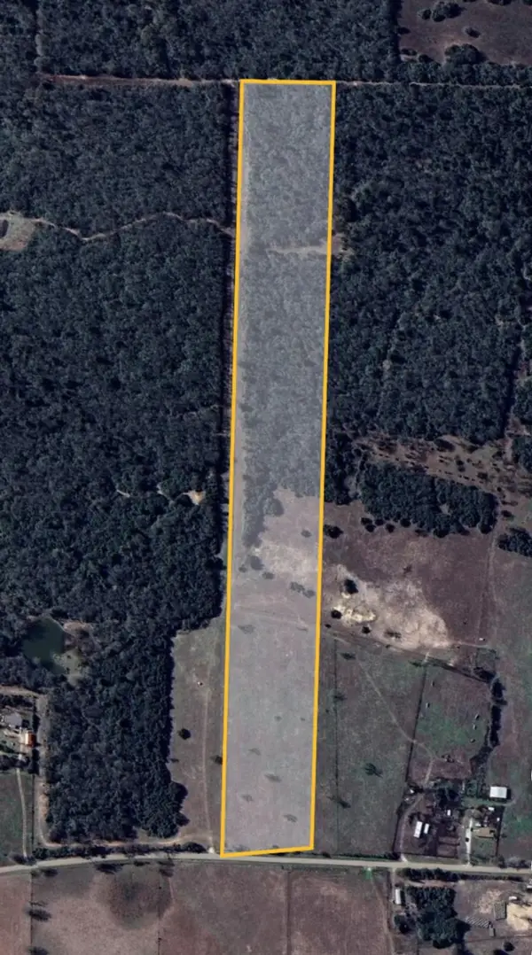 1318 Fire Station Road, Franklin, TX 77856