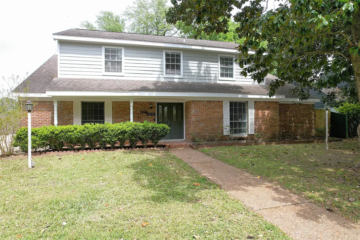 2206 Carriage Lane, La Marque, TX 77568 - Image #1