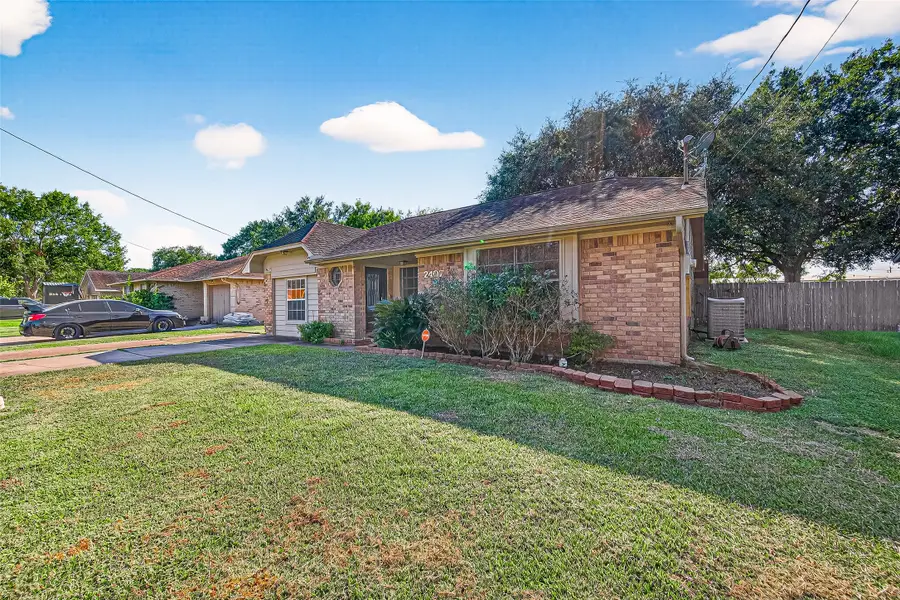 2407 Sue Street, El Campo, TX 77437 - Image #3