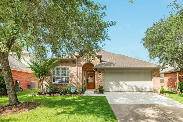 13808 Stark Bridge Lane, Rosharon, TX 77583