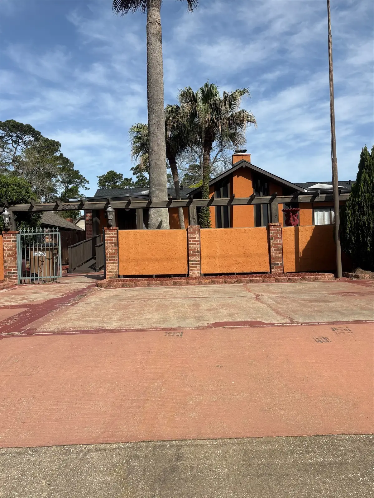 2013 Deats Road, Dickinson, TX 77539 - #1