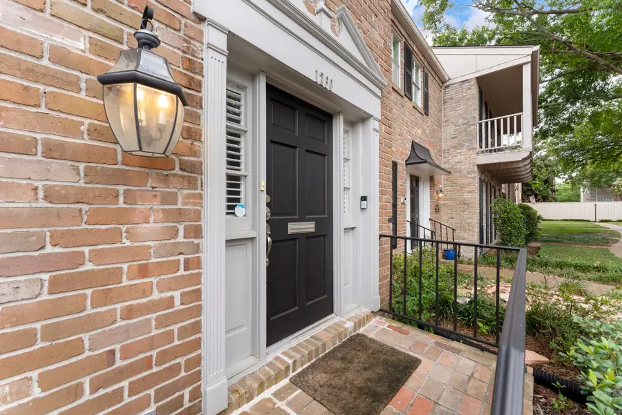 1260 Fountain View Drive #171, Houston, TX 77057 - Image #3