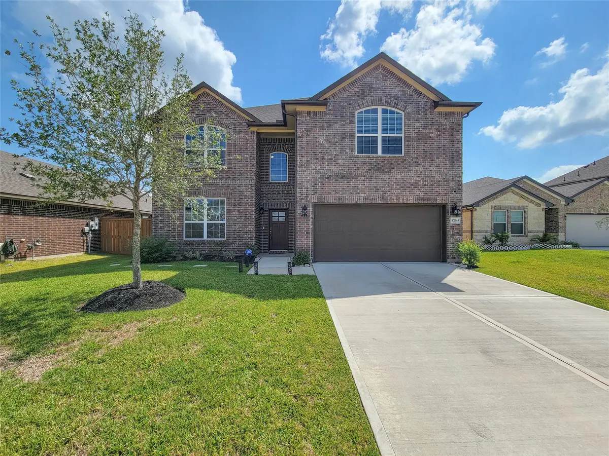10843 Bodie Hills Drive, Rosharon, TX 77583 - #1