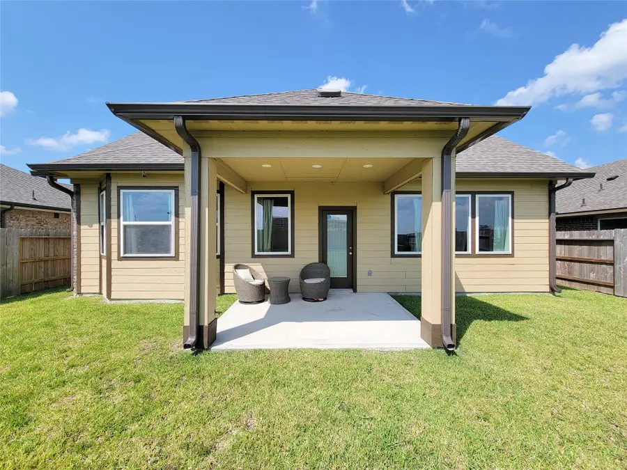 10843 Bodie Hills Drive, Rosharon, TX 77583 - #2