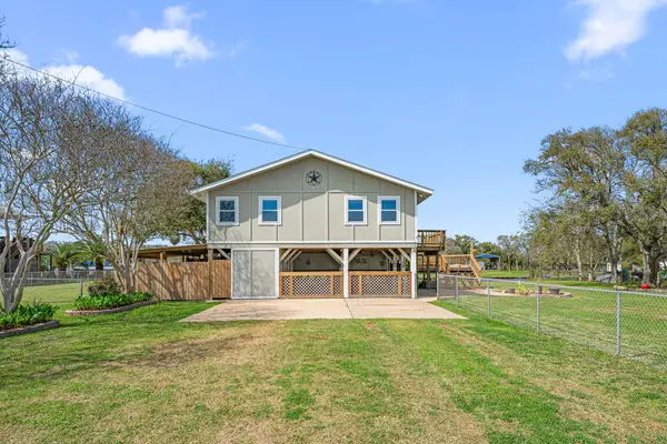 1145 County Road 291, Bay City, TX 77414