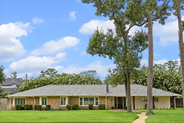 8443 Westview Drive, Houston, TX 77055