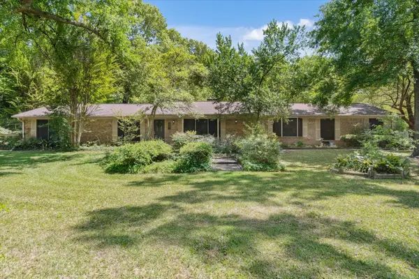 1492 Sleepy Hollow Lane, Canton, TX 75103