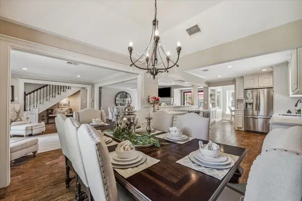 300 Brook Hollow Drive, Conroe, TX 77385