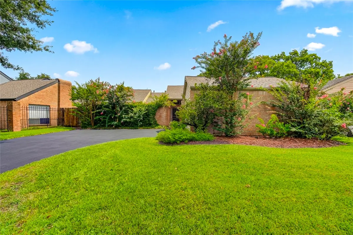 2122 Woodland Springs Street, Houston, TX 77077 - #1
