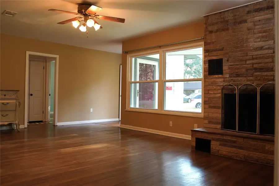 1202 Mac Drive, Sweeny, TX 77480 - #3