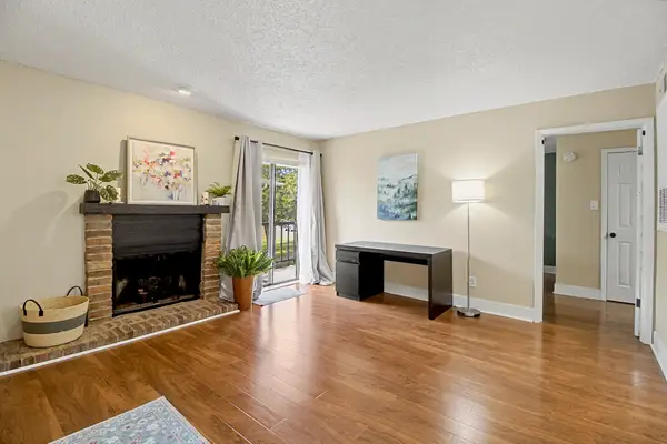 1901 Holleman Drive W #502, College Station, TX 77840