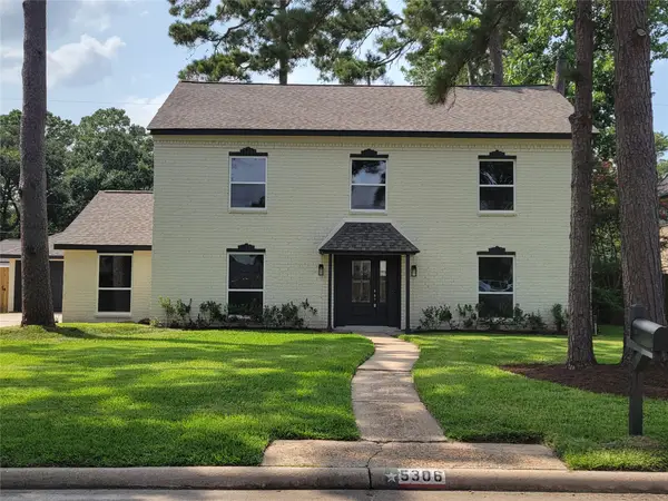 5306 Green Springs Drive, Houston, TX 77066