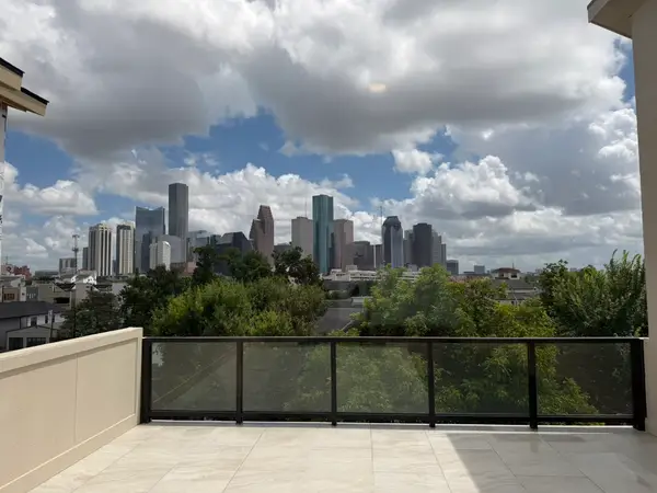 1222 Winter Street, Houston, TX 77007
