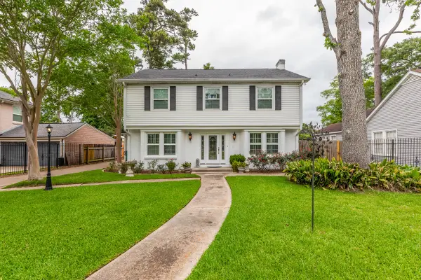 2620 Gladys Avenue, Beaumont, TX 77702