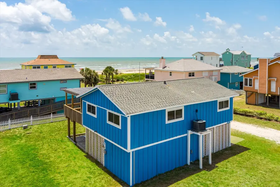 21211 Gulf Drive, Galveston, TX 77554 - Image #2
