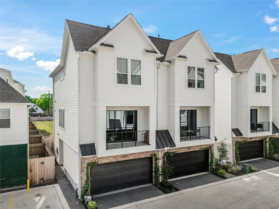 3922 Willowbend Point Drive, Houston, TX 77025 - #2